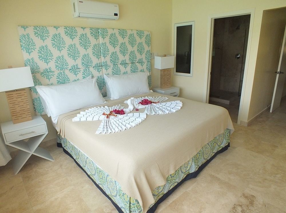 Bella At Villa Jolly Harbour