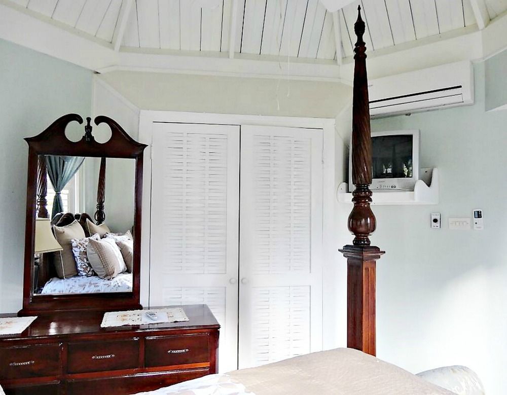 Private Two Bedroom A31 Sandcastle Apartment *