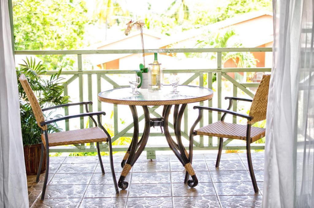 Apartment Halcyon Palm Saint James