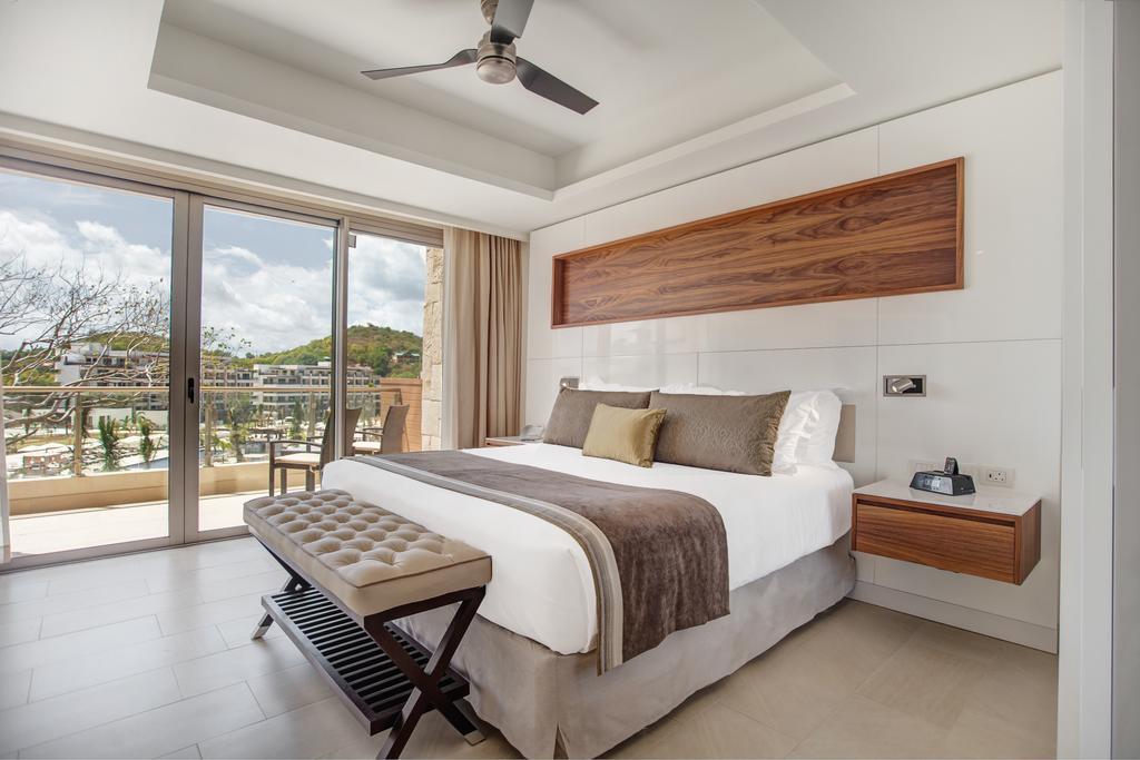 Royalton Saint Lucia, An Autograph Collection 5*