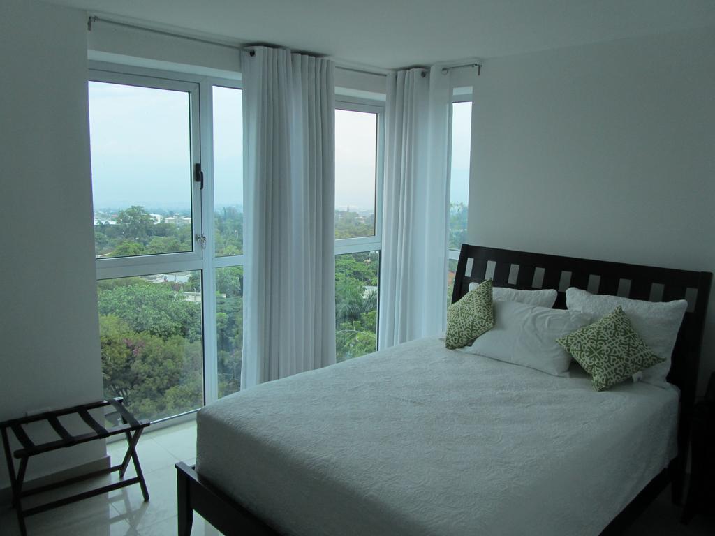 Hotel Gala Tower & Petionville
