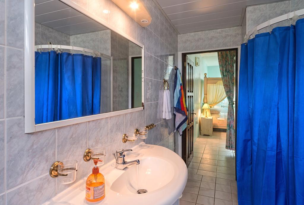 Royal Palm Apartment