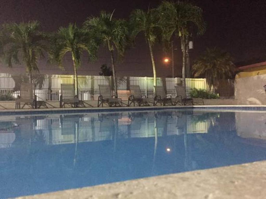 Inn Arecibo Inn 2*