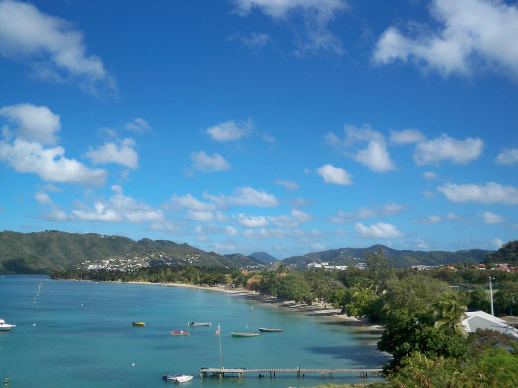 Les Hauts De Caritan Apartamento Sainte-Anne