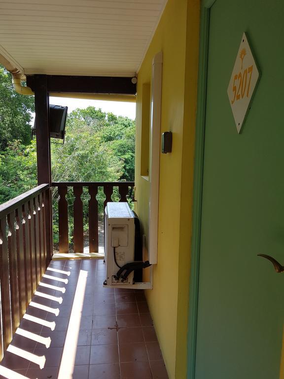 Les Hauts De Caritan Sainte-Anne