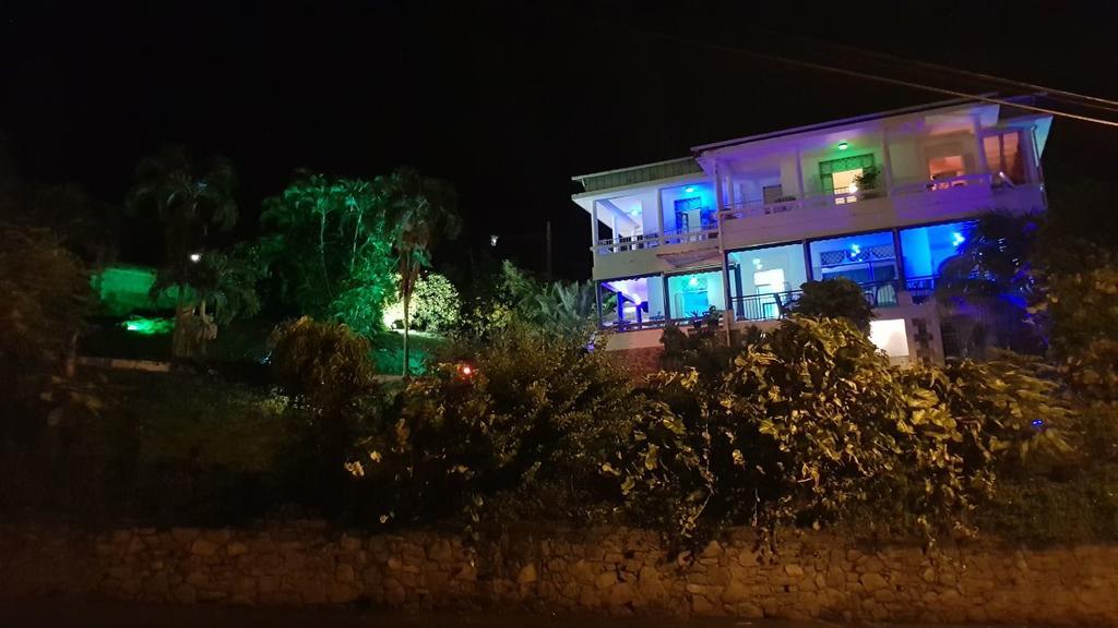 Vi Get' S Bed & Breakfast Fort-de-France