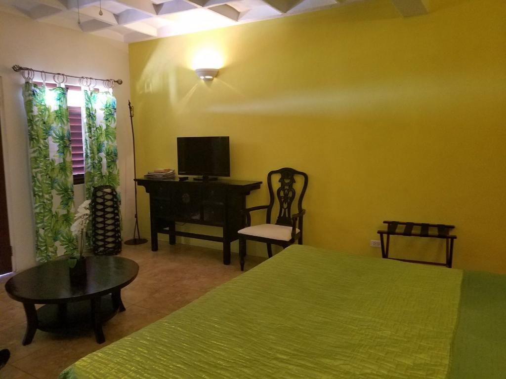 Touloulou Aparthotel