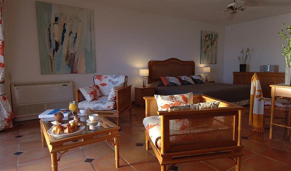 Marquis Boutique Hotel 4*