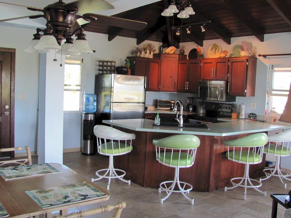 Casa De Isle Taylor Bay Beach