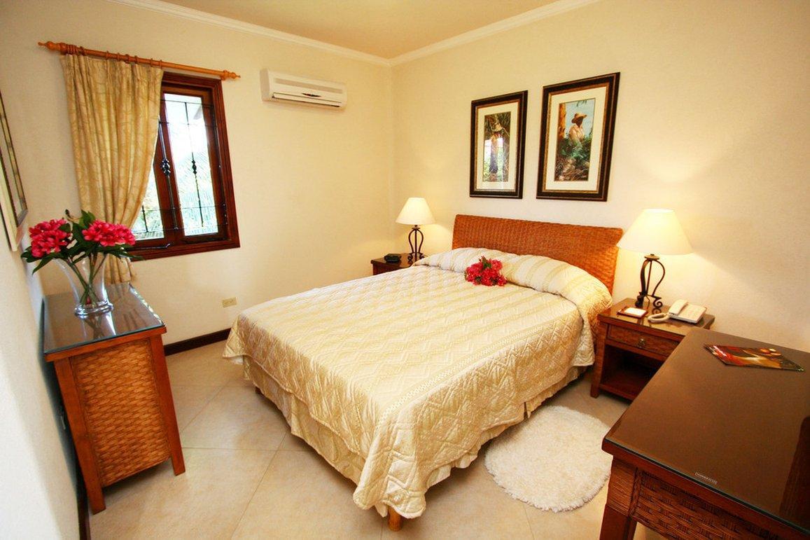 Sugar Cane Club & (adults Only) Resort