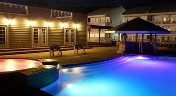 Hotel St. Christopher Club *