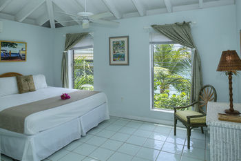 Coconut Coast Hotel 3*