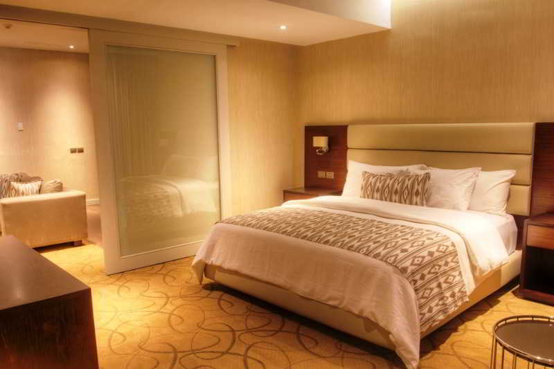 Embassy By Hilton 4* Santo Domingo