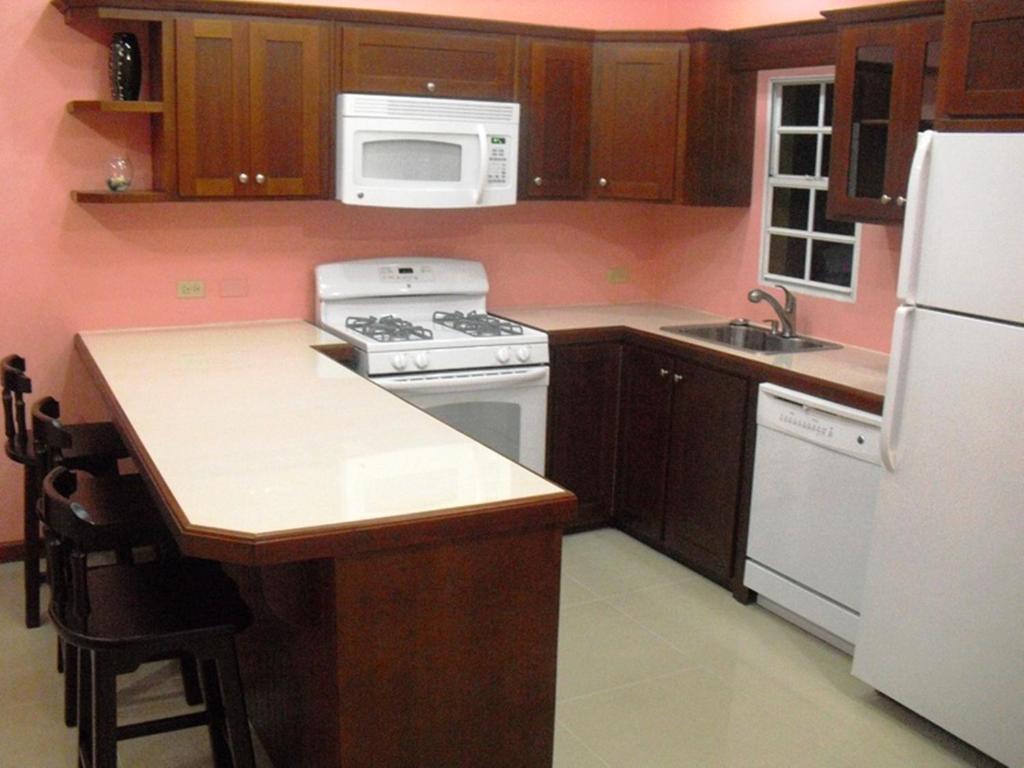 Village Bed & Breakfast 2*