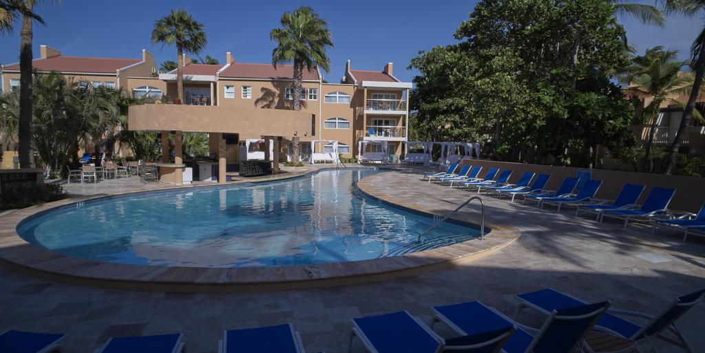 Divi Dutch Village 4*