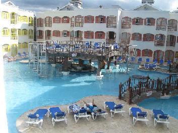 Super Fun Beach & (adults Only) Hotel Runaway Bay