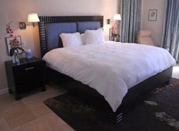 Princess Heights Luxury Oyster Pond