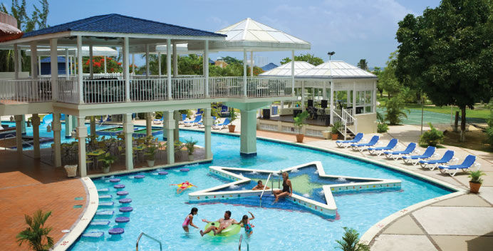 Hotel Breezes Trelawny Trewlany Beach