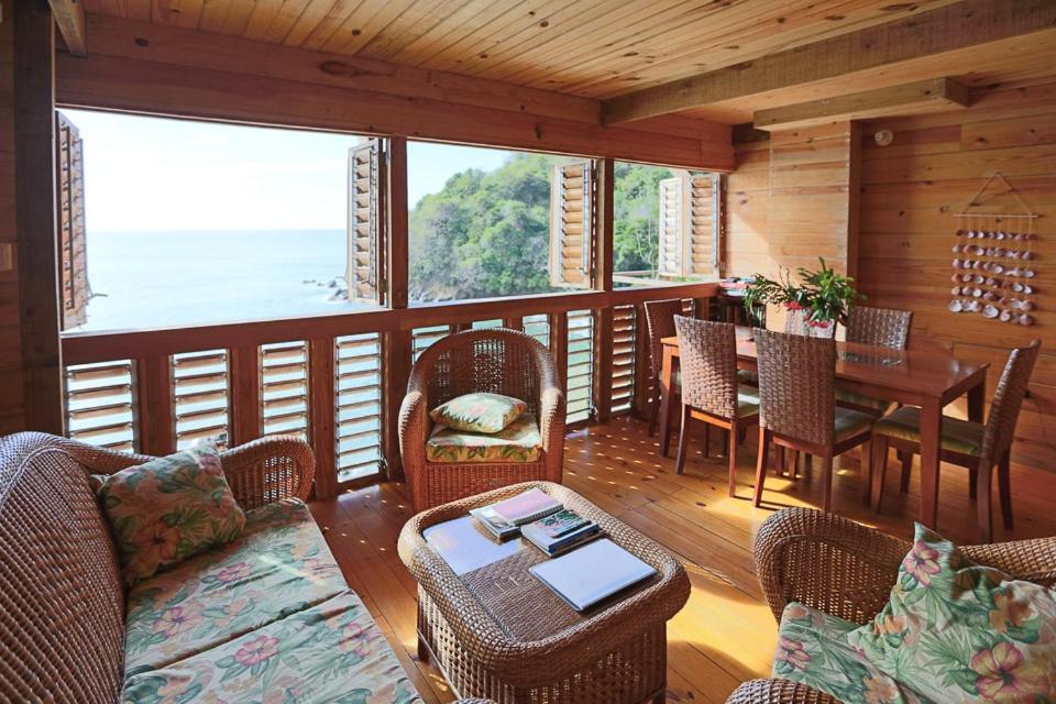 Apartment Seascape On Heavenly Bay