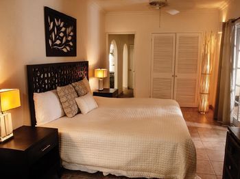 Number 1 Queens Hotel