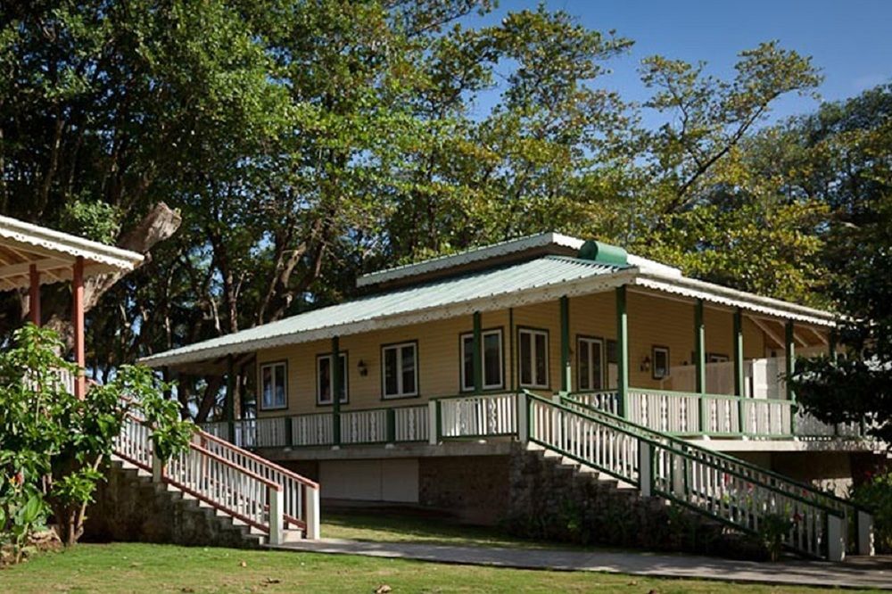 Bay Resort