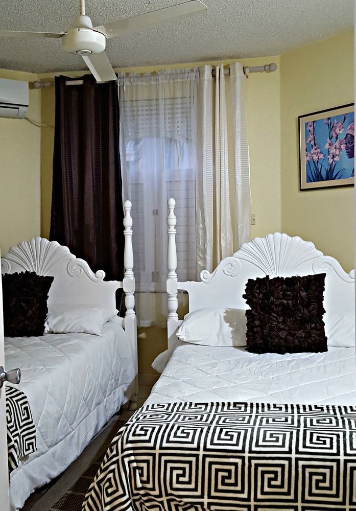 Private Two Bedroom A31 Sandcastle * Ocho Rios