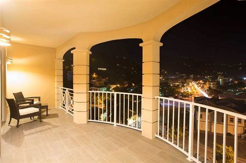 Maria's By The Sea Road Town (Tortola)