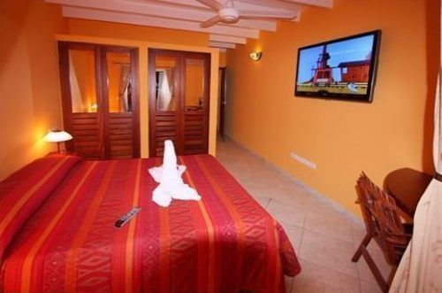 Las Cayenas Beach Hotel