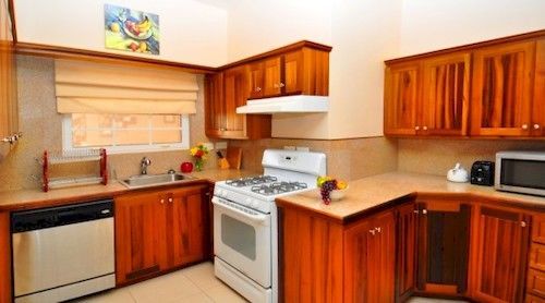 Mandela Court 4*