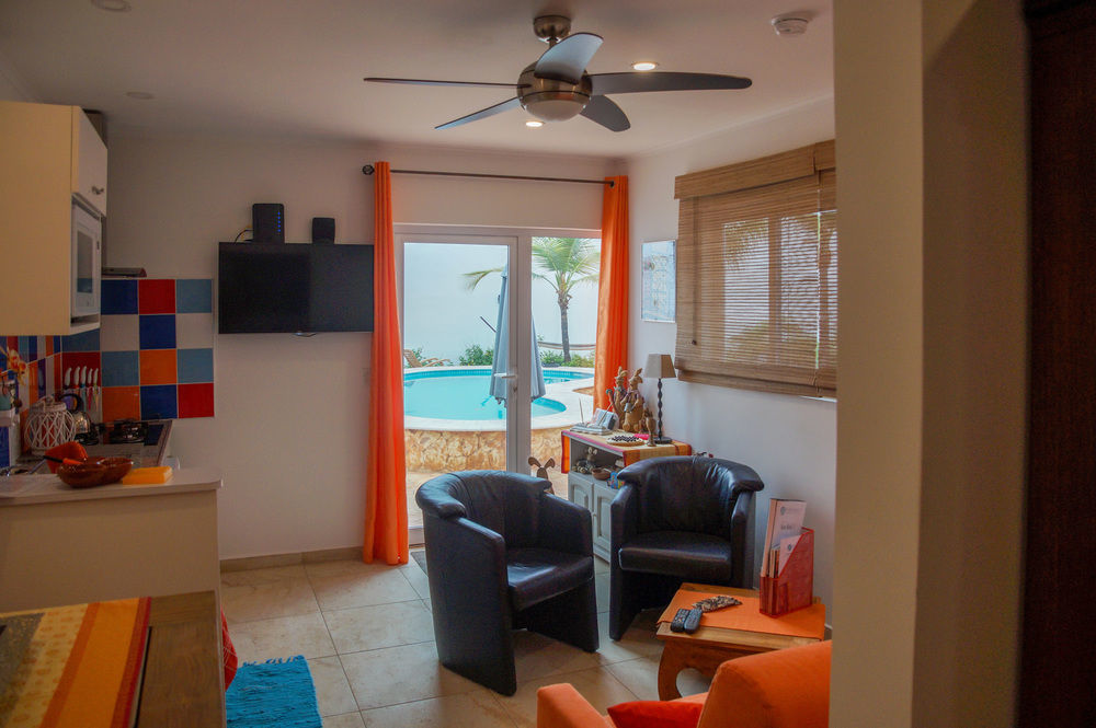 Guest house Cas Elizabeth Palm Beach