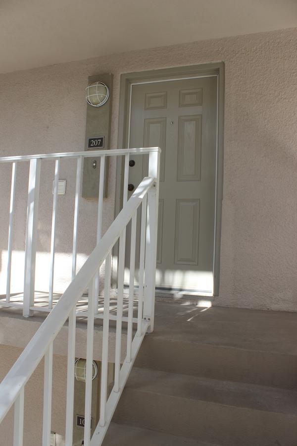 Apartment #207 Sunset Cove Seven Mile George Town