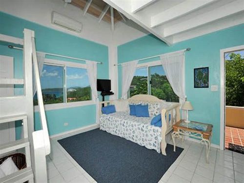 Marbella Villa Cowell Battery