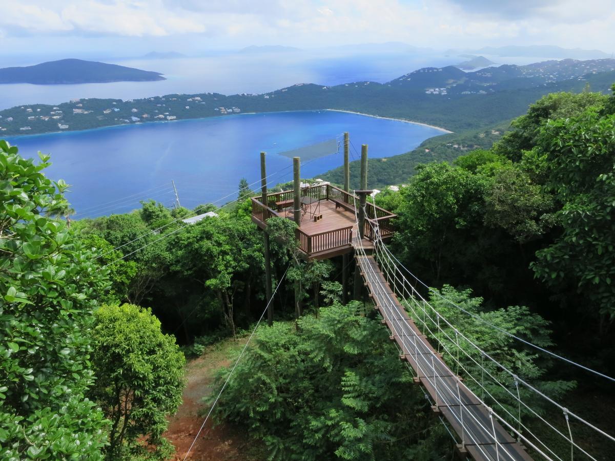 Resort 2br Luxury Beachfront Duplex On Sapphire Iii 3*