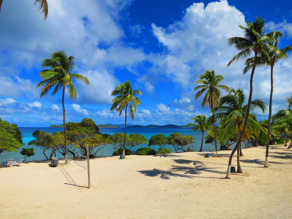 Resort 2br Luxury Beachfront Duplex On Sapphire Iii East End (Saint Thomas)