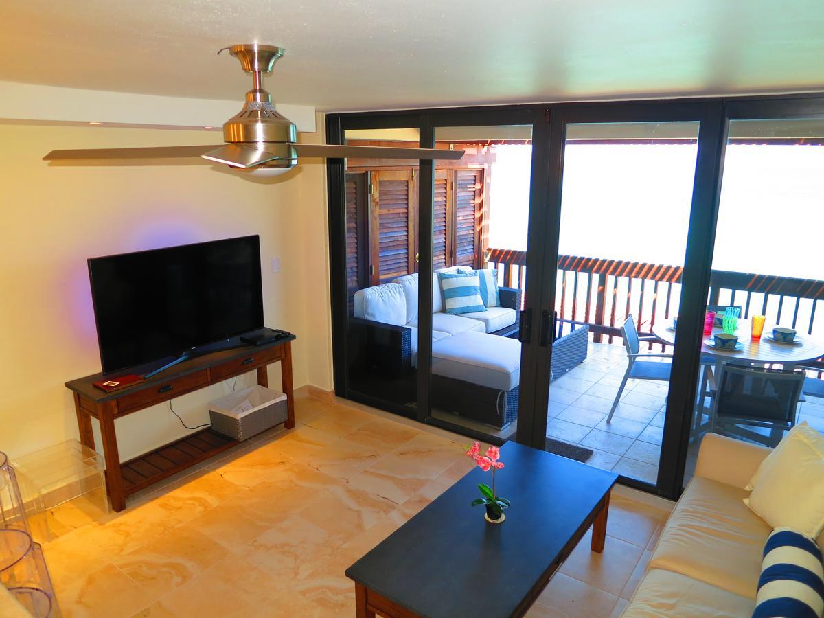2br Luxury Beachfront Duplex On Sapphire Iii Resort