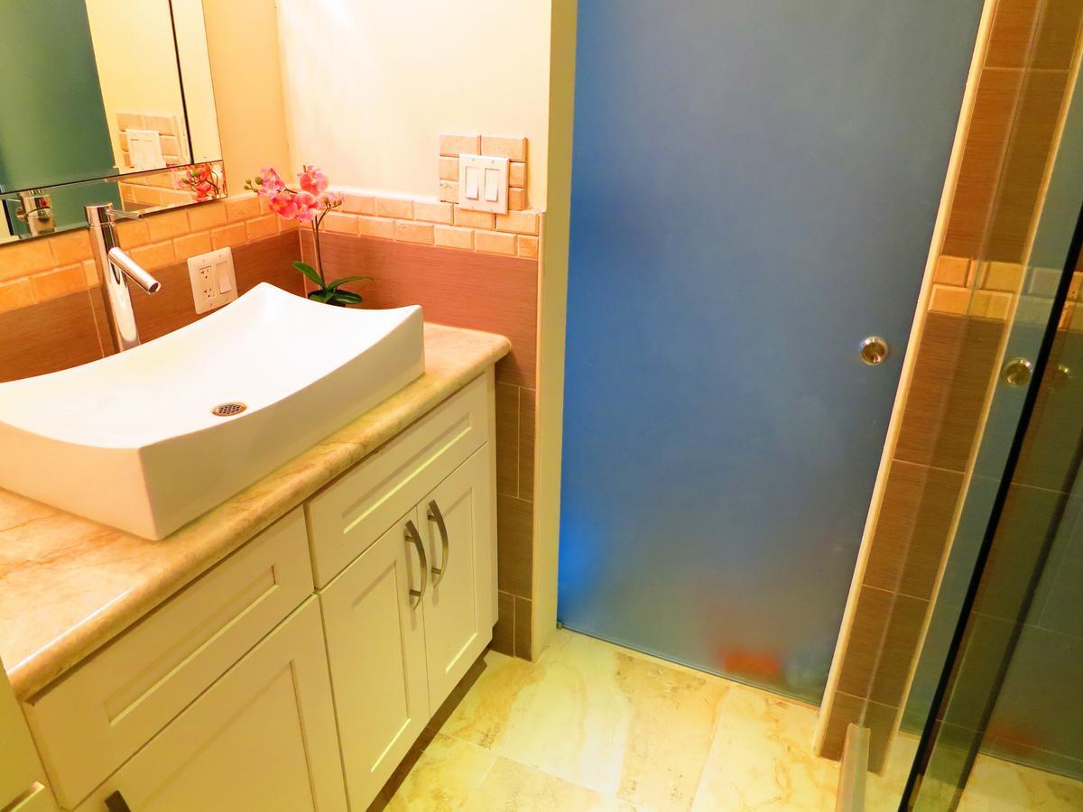 Resort 2br Luxury Beachfront Duplex On Sapphire Iii East End (Saint Thomas)