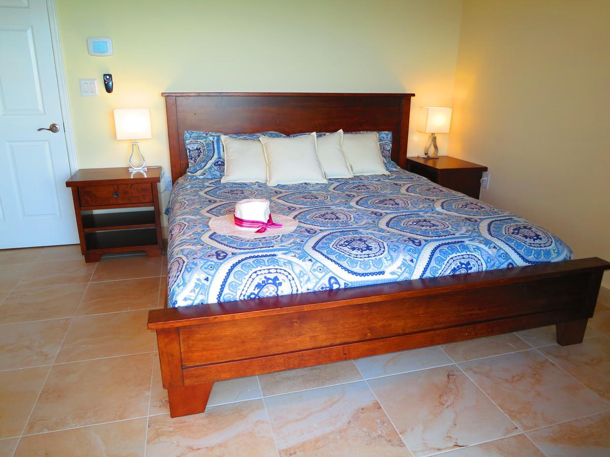 2br Luxury Beachfront Duplex On Sapphire Iii Resort 3*