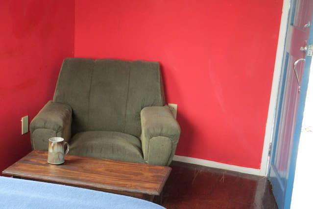 Bed & Breakfast Kingsworth 2*