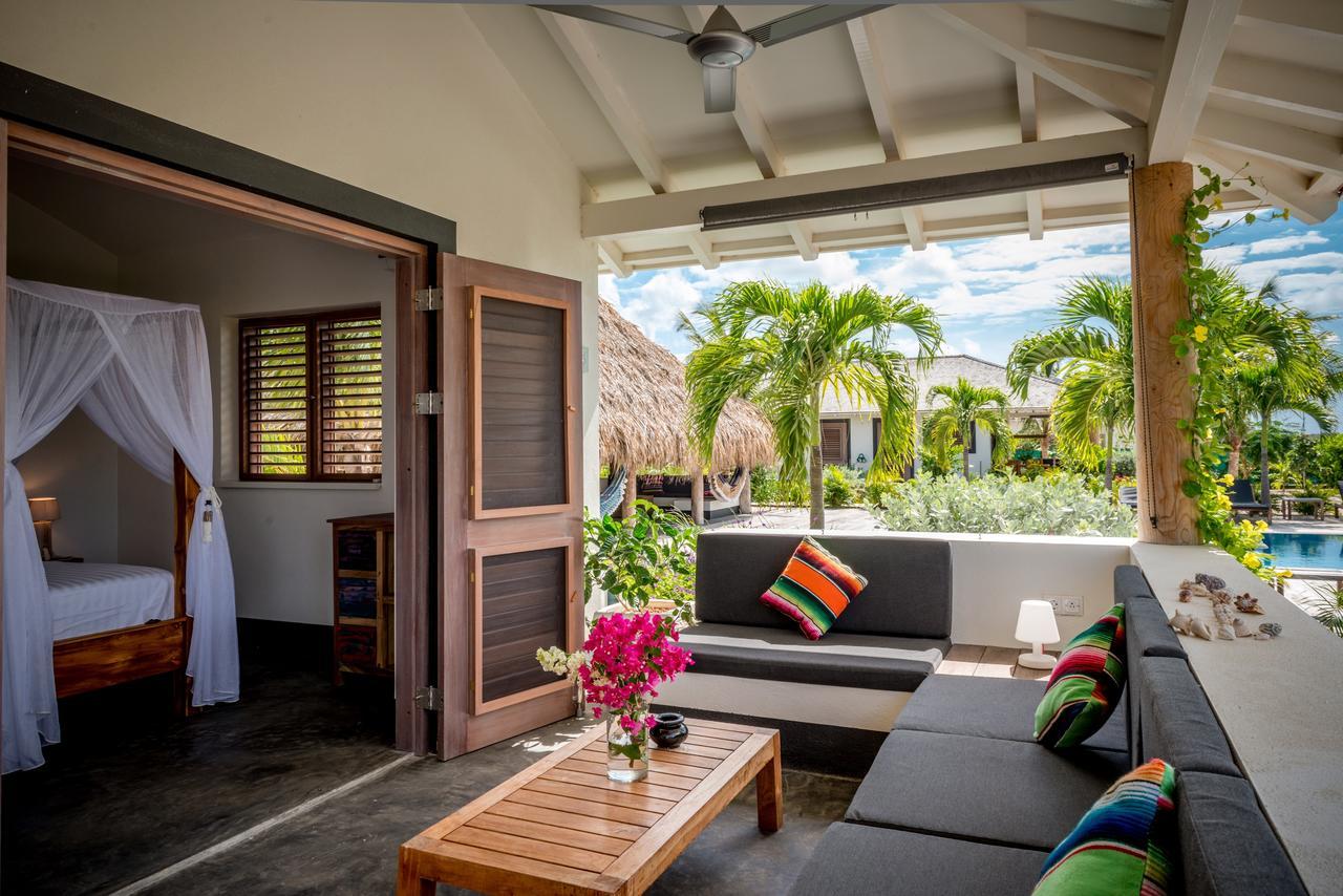 Resort Windhoek Bonaire 2*