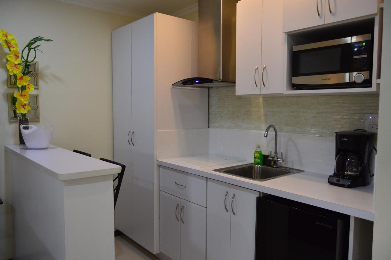 Aruba Suites Albergue Palm Beach