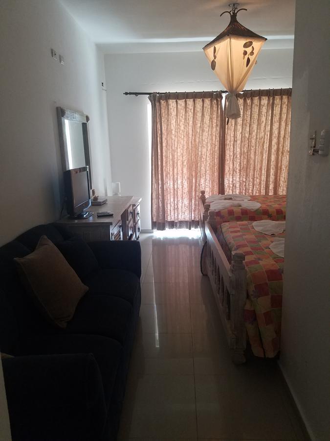 Hotel Bb Salinas *