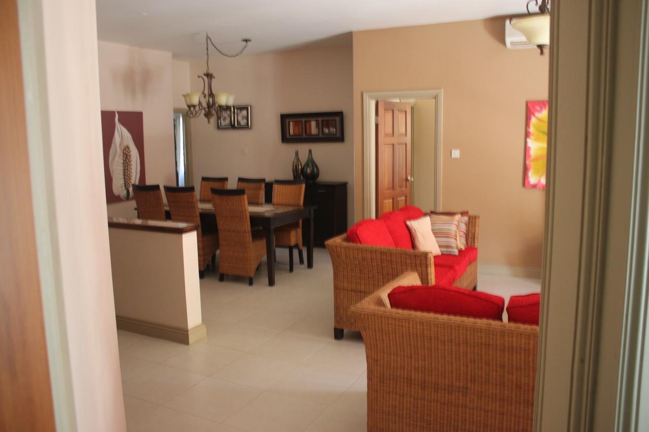 Aparthotel Mandela Court