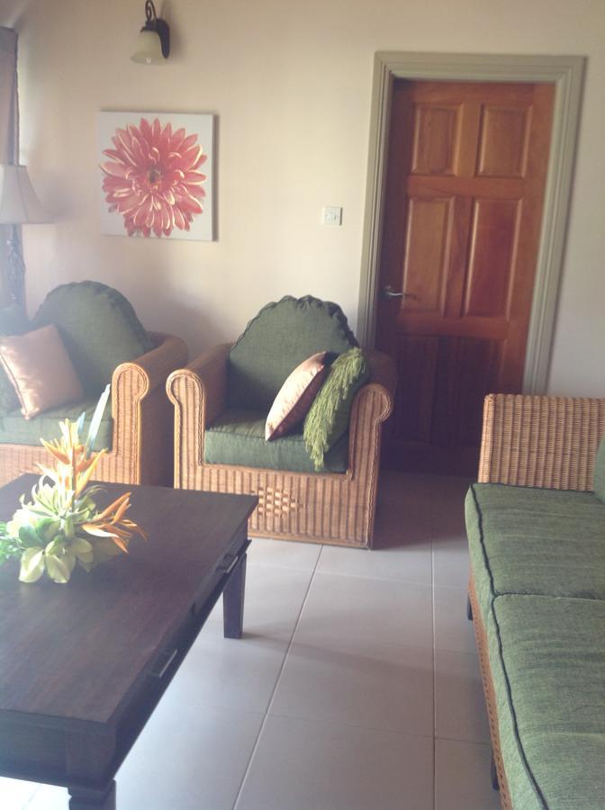 Mandela Court 4*