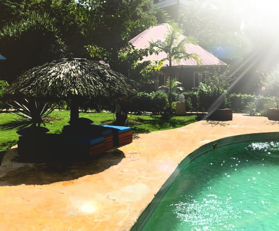 Puertas Del Paraiso