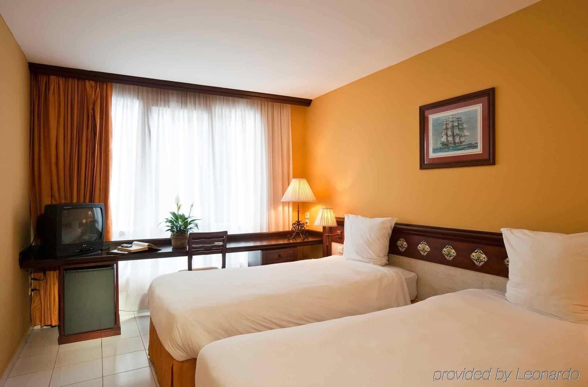 Novus Plaza Hodelpa