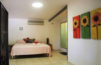 Daniel - Plantation House 3*