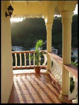 Hotel Rich View