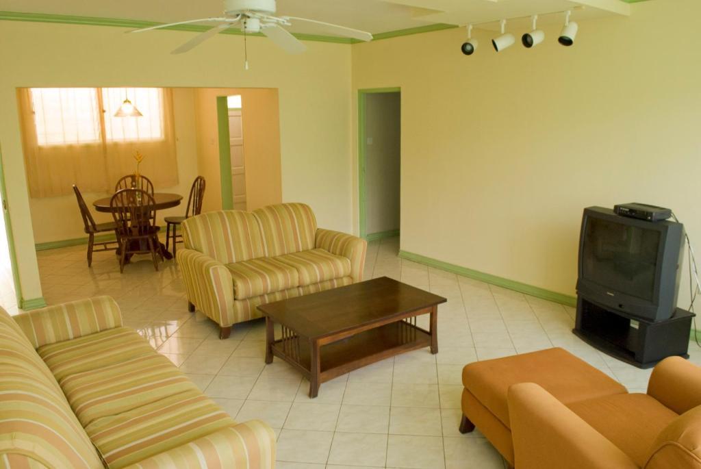 Hotel The - Manchester Mandeville
