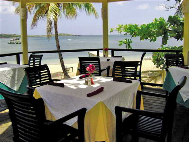 Chenay Bay Beach Resort 3*