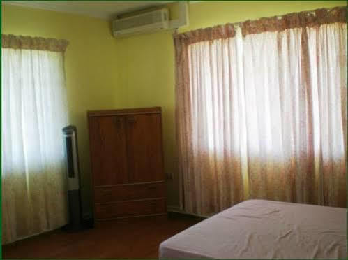 Crystal Heights * Kingstown